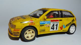 2x Scalextric Seat Ibiza Rally 20 e 41