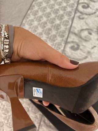 Zapatos de tacón Lodi charol marrón