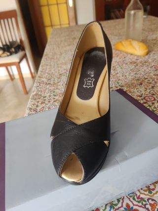 Zapatos de tacón Wonders negros