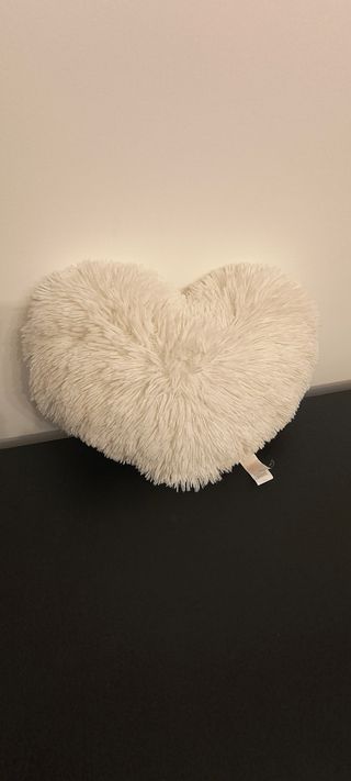 Cuscino a forma di cuore Primark