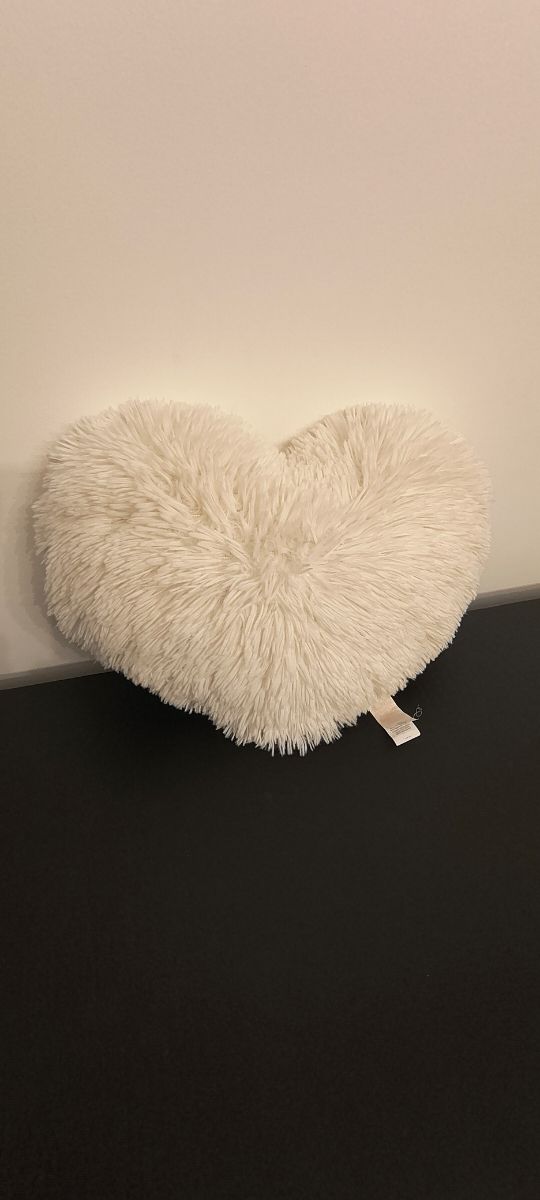 Cuscino a forma di cuore Primark