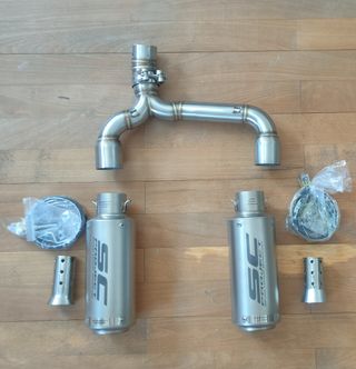ESCAPES PARA SUZUKI GSR 600