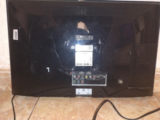 Lote 2 teles y 1 tocadiscos