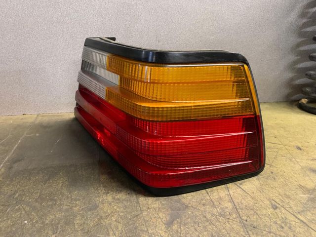 Pilotos Traseros Mercedes W124