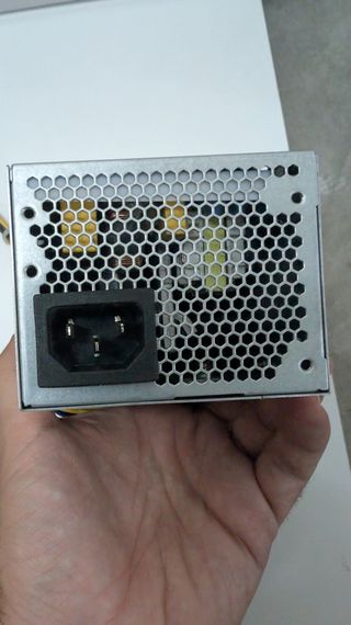 HuntKey HK280-72PP S0 Fuente de Alimentación