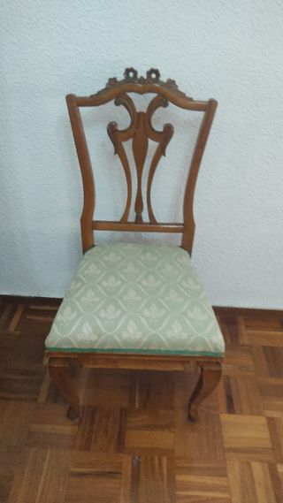 Armario antiguo madera ,comoda con espejo 