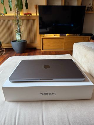 MacBook Pro 14” 2022 
