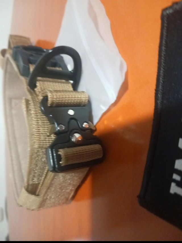 Collar Táctico para Perro Beige talla M.