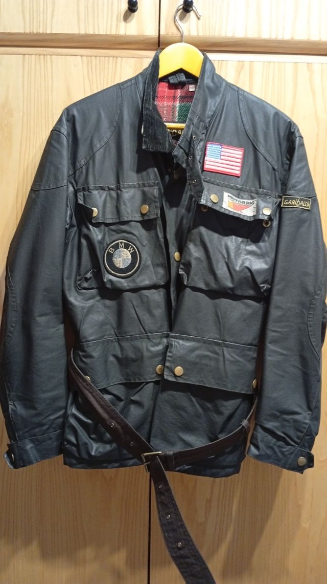 Chaqueta Garibaldi tipo Barbour Negra