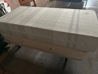 se vende colcho de gama alta de 90 muy gordo