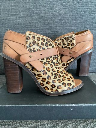 Botines Sixtyseven Piel Marrones Animal Print