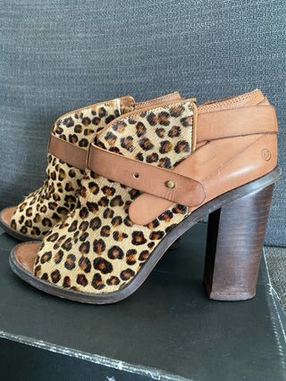 Botines Sixtyseven Piel Marrones Animal Print