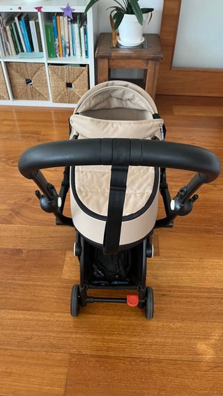 Yoyo 3 capazo y silla paseo casi nuevo