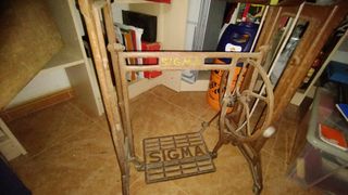 MAQUINA DE COSER A Precio ASEQUIBLE!!