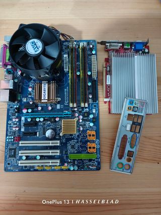Placa Base Gigabyte + ram ddr2 + cpu 775 + gpu
