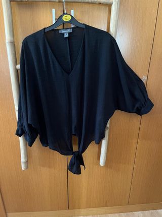 Blusa negra chifón Primark