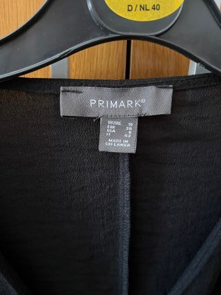Blusa negra chifón Primark