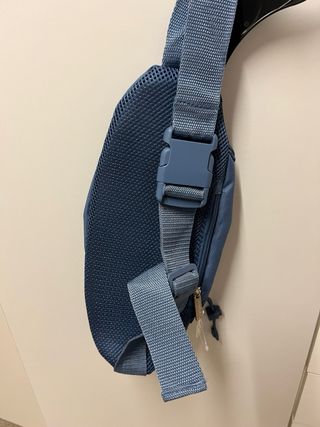 Zainetto azzurro Fiorucci e marsupio stesso colore