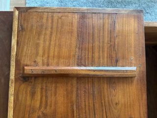Baúl madera maciza herrajes hierro forjado