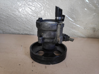 Bomba dirección 8200071050 Mitsubishi Space Star