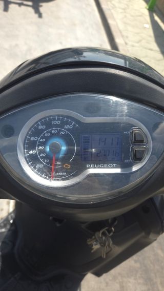 Peugeot Tweet 125i 2022