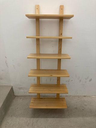 Estantería de madera Ikea