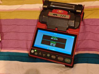 AFL 12S – Giuntatrice a fusione professionale con