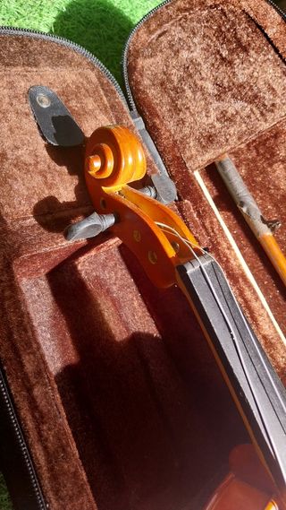 Violín 1/4 con funda y arco