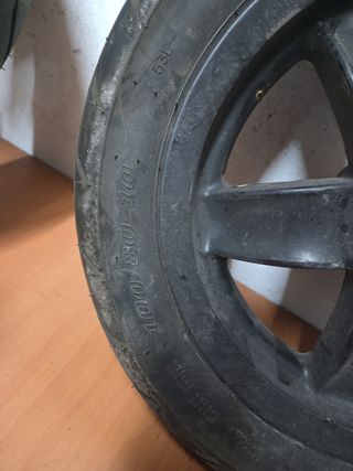 Llantas Piaggio Zip