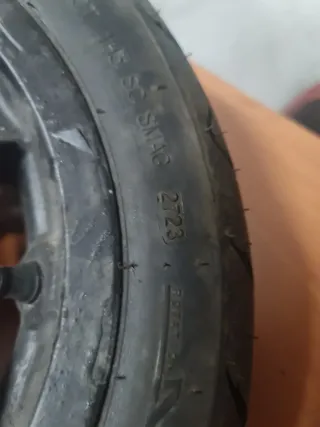 Llantas Piaggio Zip