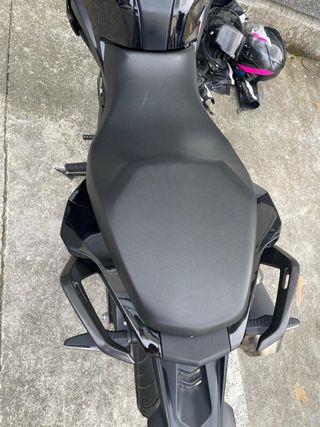 BMW G310R 24.000km + 1 año garantía