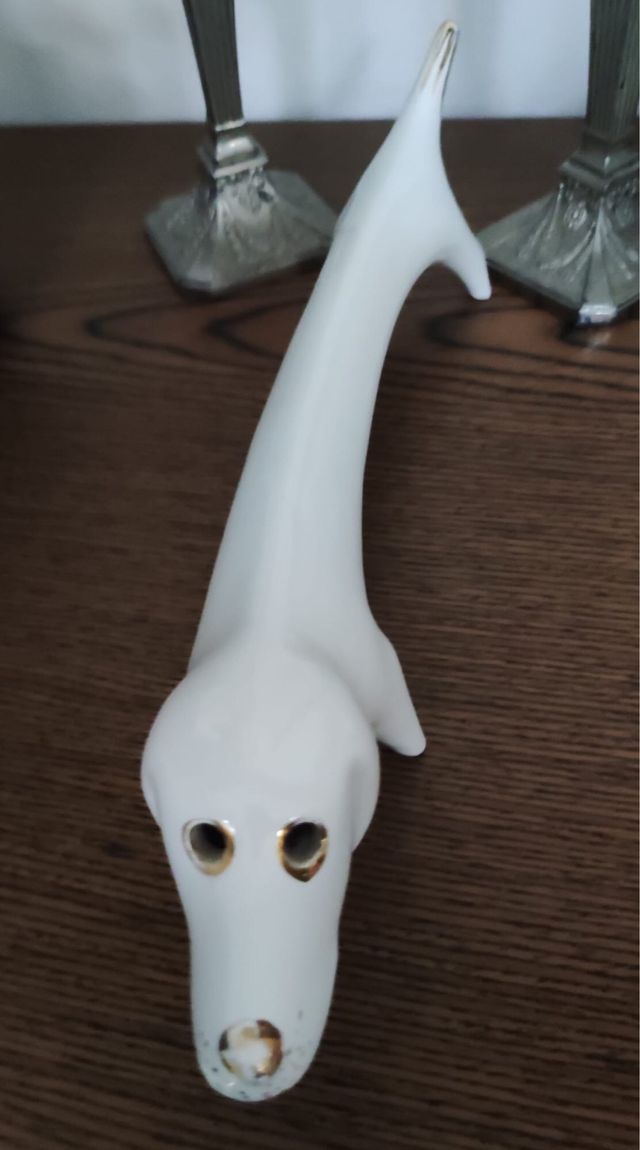 Bassotto in ceramica decorato oro