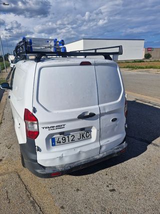 Ford Transit Courier 2015