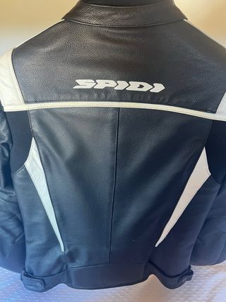 Conjunto Ropa Moto: Chaqueta, Botas y Casco