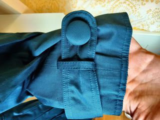 Gabardina azul petróleo