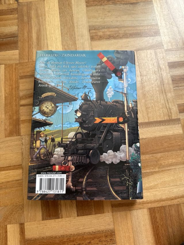 Harrizko zaindariak: Ulyses Moore