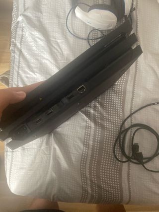 Consola PS4 Negra
