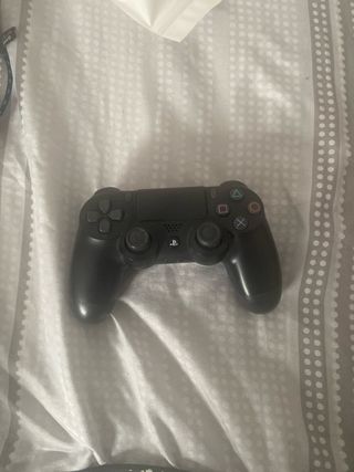 Consola PS4 Negra