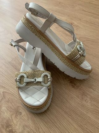 Sandalias Stonefly piel blancas talla 37