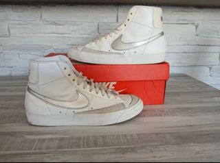 Nike Blazer Mid 77