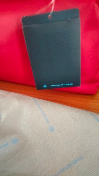 Borsa Piquadro donna rossa nuova con cartellino