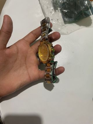 Reloj Guess bicolor dorado y plateado