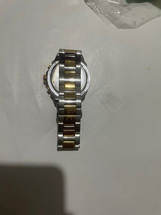 Reloj Guess bicolor dorado y plateado
