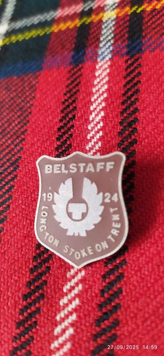 Insignia Belstaff Marrón Exclusiva