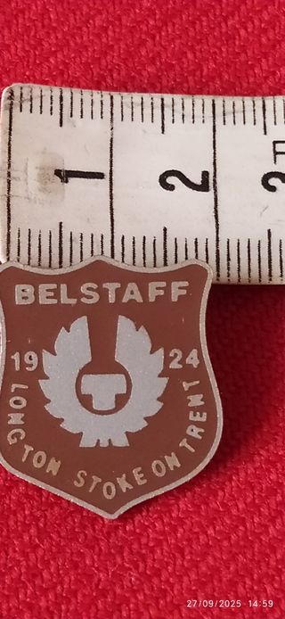 Insignia Belstaff Marrón Exclusiva
