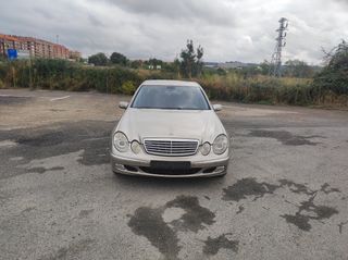 Mercedes-Benz Clase E 2005
