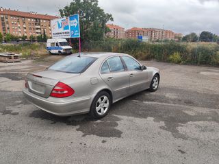 Mercedes-Benz Clase E 2005