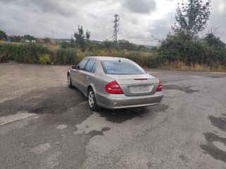 Mercedes-Benz Clase E 2005
