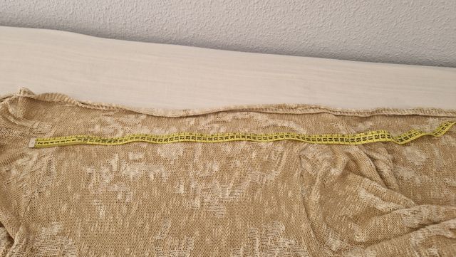 Chaqueta de punto beige y blanco