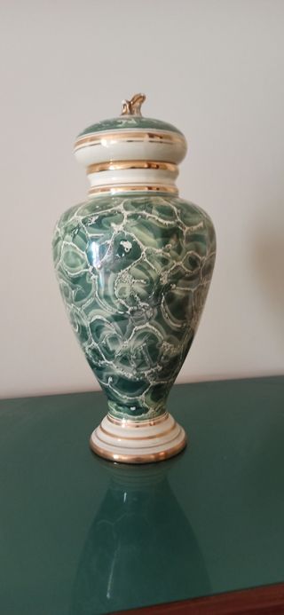 Vaso antico decorato oro